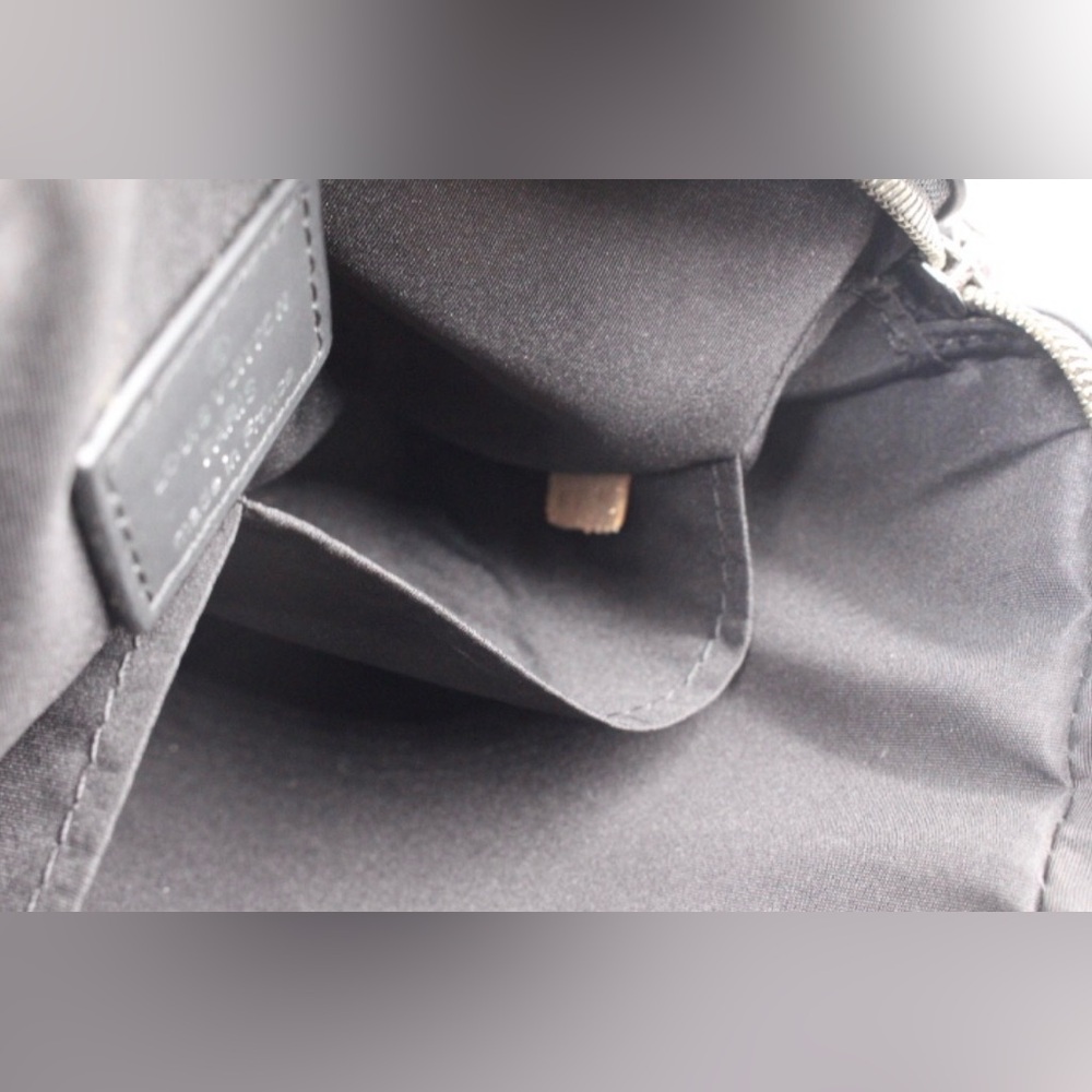 LOUIS VUITTON MESSENGER CROSSBODY BAG - Picture 12 of 12
